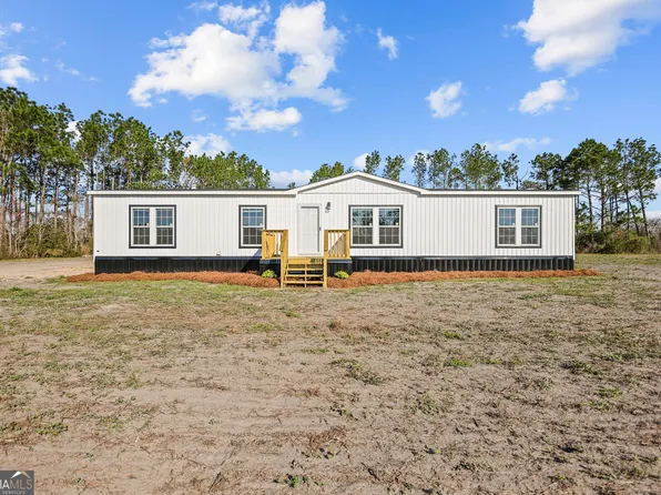 4030 Lake Mayers Rd, Baxley, GA 31513