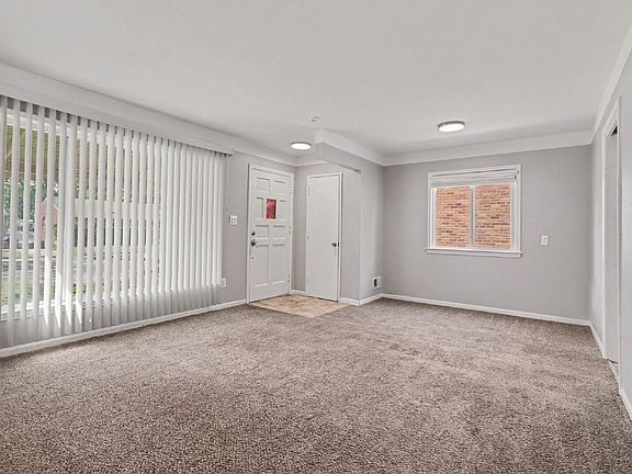 4th image of 535 Longfellow St