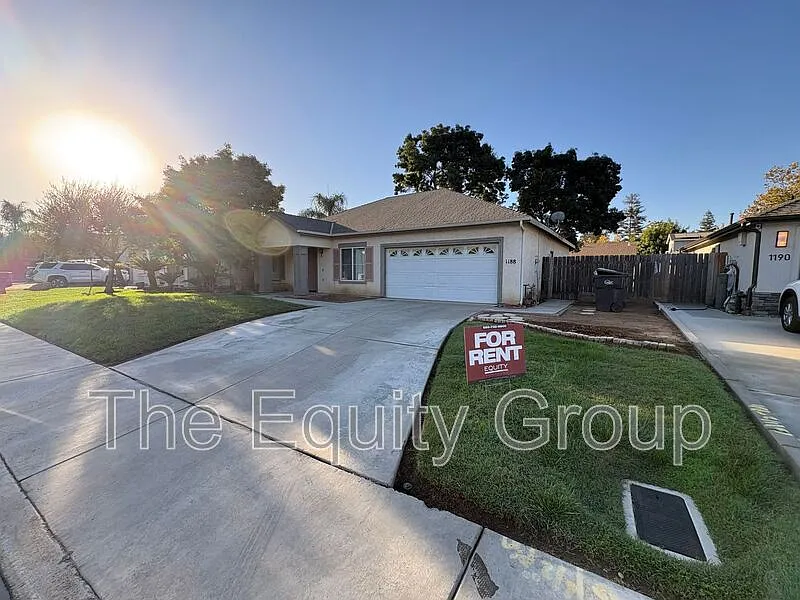 1188 Bradley Ct