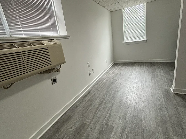 3728 School Ln — Photo 2
