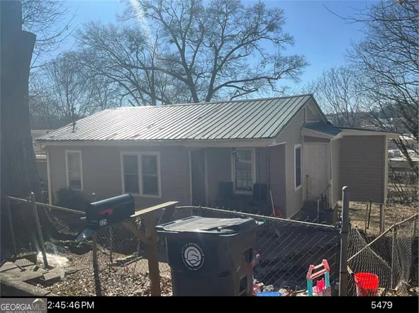 525 Shaw Dr, Gainesville, GA 30501
