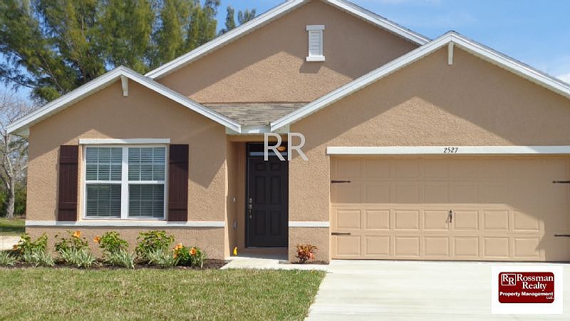 1st image of 2527 SW 18th Ave