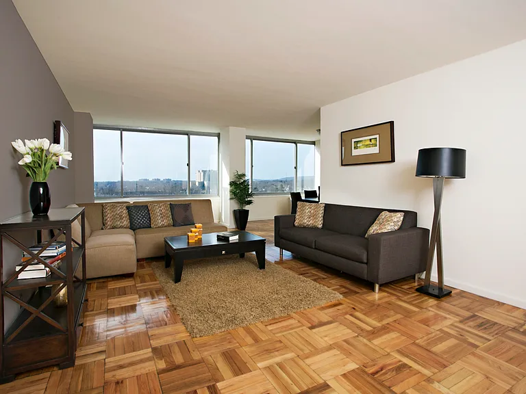 The Park View At 320 — Photo 15