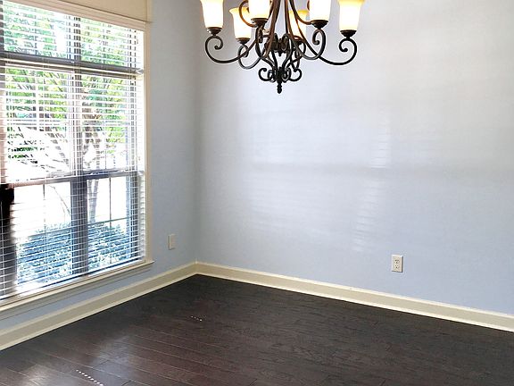 5th image of 134 Taylor Park Blvd