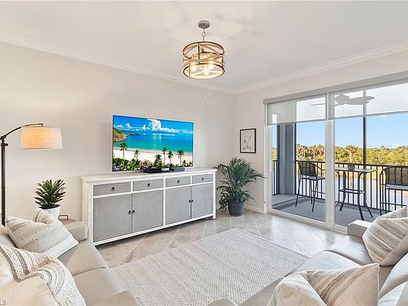5th image of 14071 Heritage Landing BLVD #323