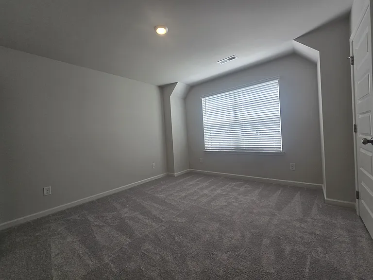 701 Taylor Dr #1 — Photo 7