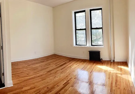 Rented by Smart NY Realty LLC | media 8