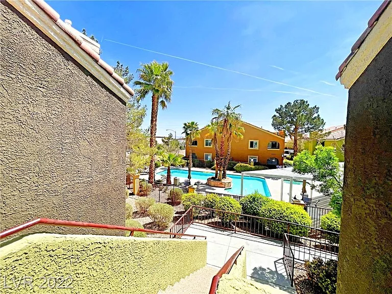 7950 W Flamingo Rd #2048 — Photo 22