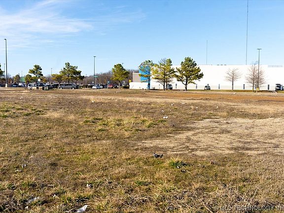 3rd image of 2 S 271st East Ave
