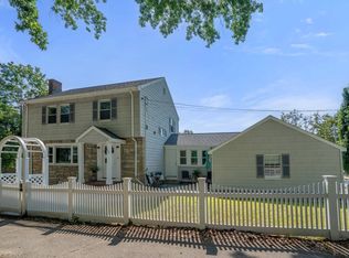 840 Vfw Pkwy, West Roxbury, MA 02132