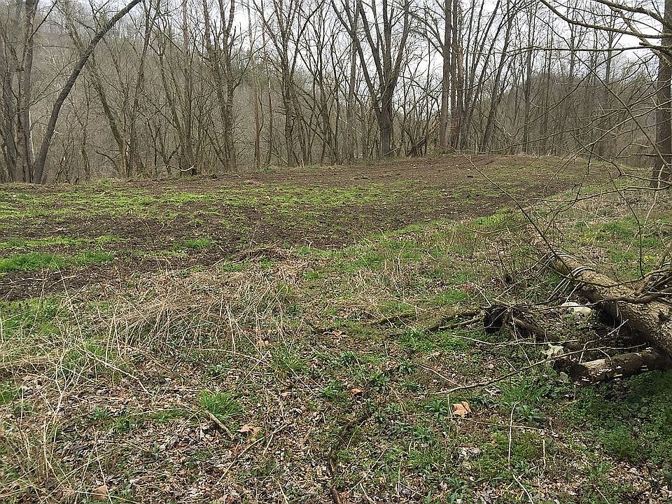 6881 Main St, Thelma, KY 41260 | Zillow