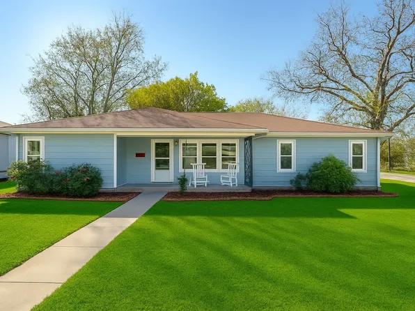 1000 E Walnut St, Hillsboro, TX 76645