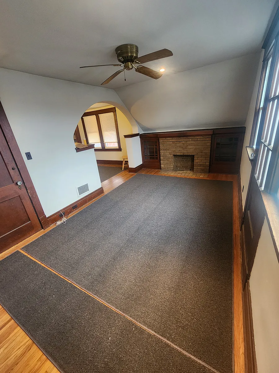 Building Photo - 422 Shepard Ave #2A