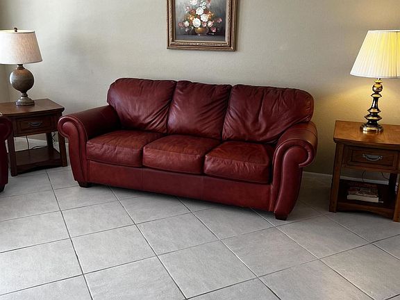 5th image of 11046 W Crestbrook Dr