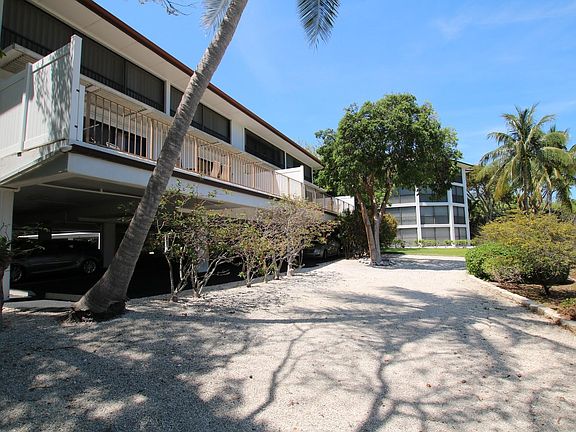 3rd image of 88181 Old Hwy #1