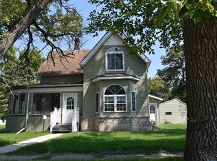 403 5th Ave SE, Pipestone, MN 56164