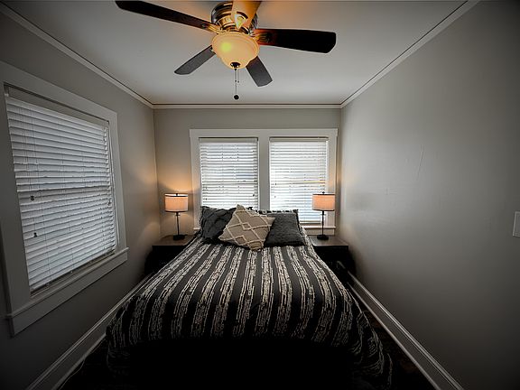 5th image of 317 De Soto St APT 2