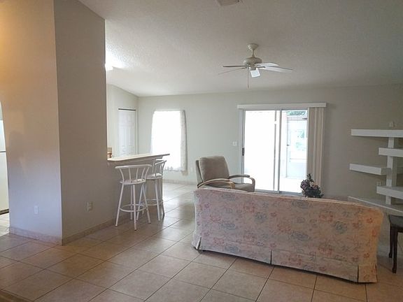 2nd image of 115 Ryberry Dr