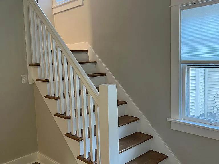 stairs to level 2