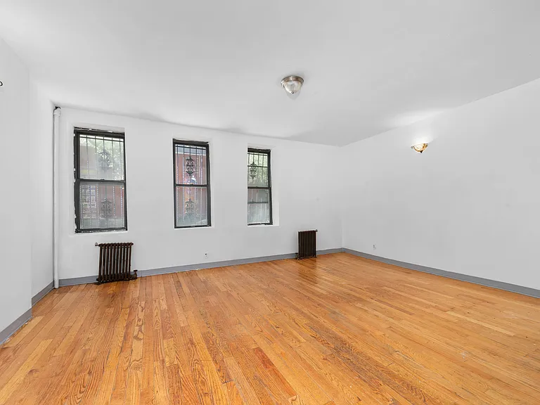 339 E 104th St #B1 — Photo 2