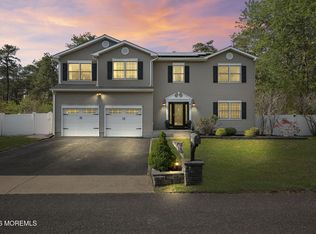 441 Montgomery Ave, Toms River, NJ 08757
