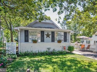 15 Chestnut Ln, Clementon, NJ 08021