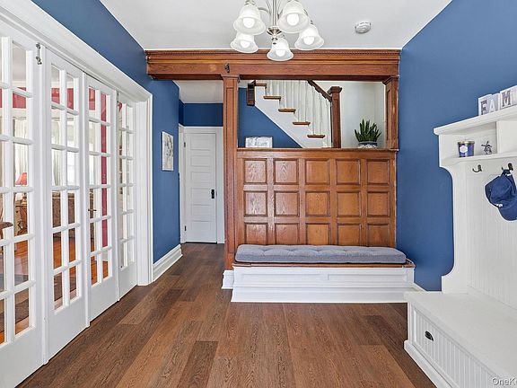 4th image of 32 Brookside Place