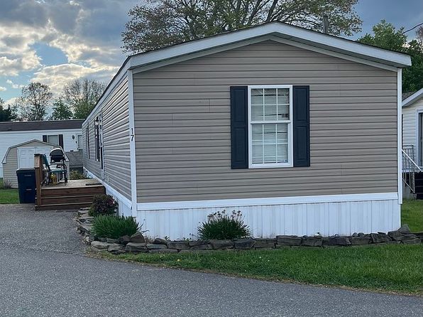 17 Saint Michaels Ct