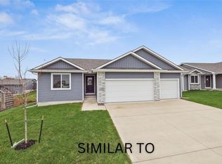 113 S Walnut Dr, Norwalk, IA 50211