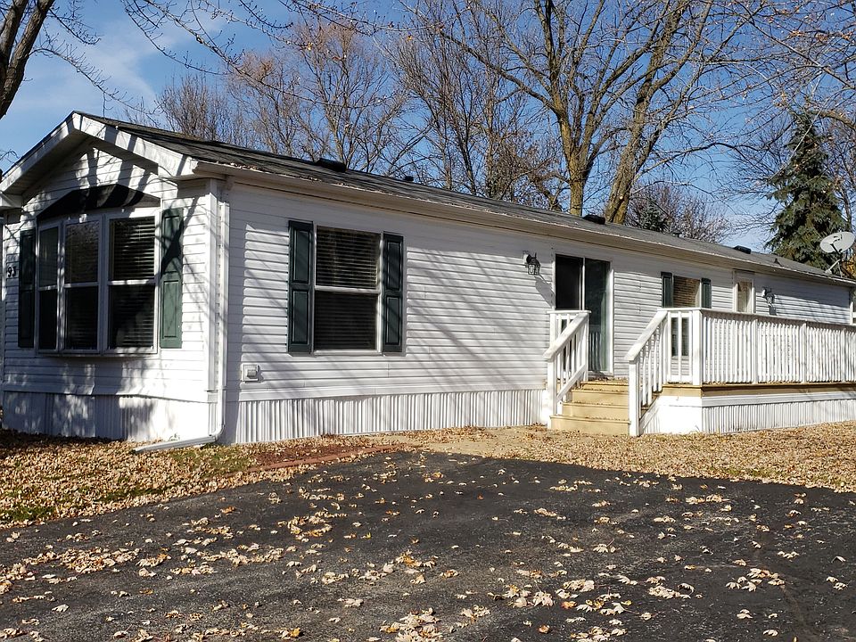 1st image of 93 Oak Park Dr