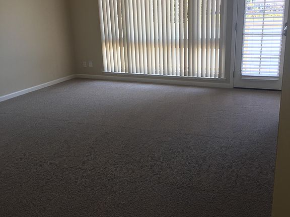 4th image of 3301 Los Prados St