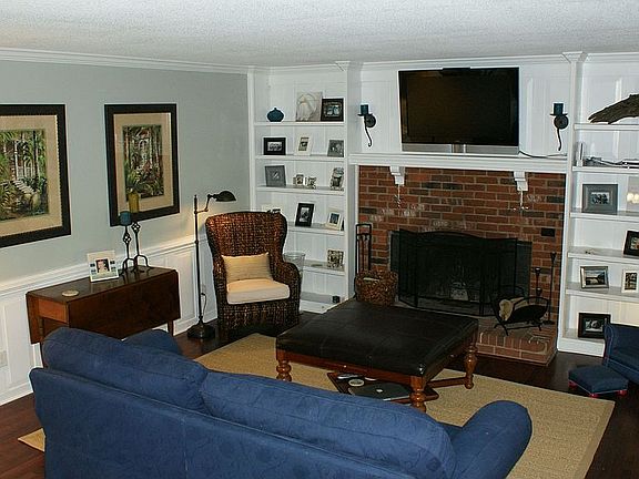 Large Family Room with built-ins & fireplace
