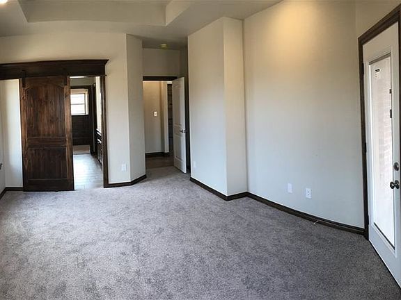 4th image of 8644 NE Wolf Rd