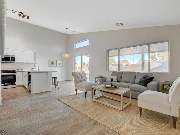 4331 Golden Palomino Ln, North Las Vegas, NV 89032