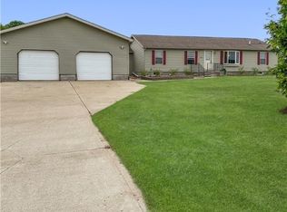 4182 Reger Rd, Conneaut, OH 44030