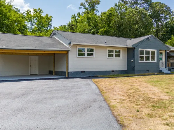 436 Page Rd, Rossville, GA 30741