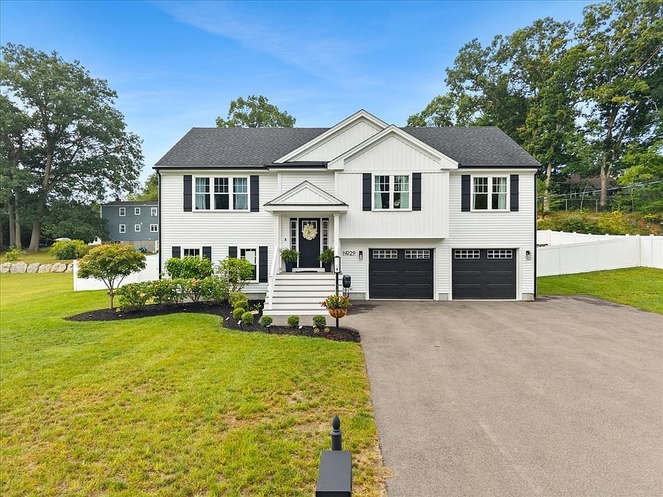 1st image of 29 Phyllis Rd