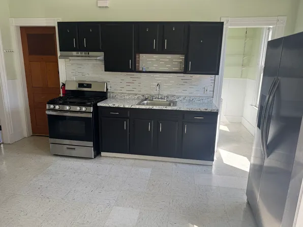 457 Ferry St #2, New Haven, CT 06513