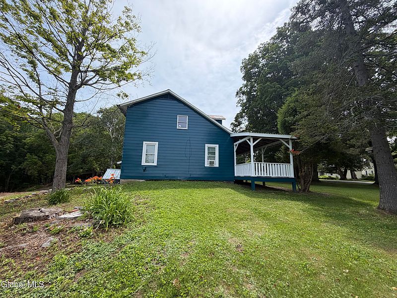 4th image of 57 Furnace Road