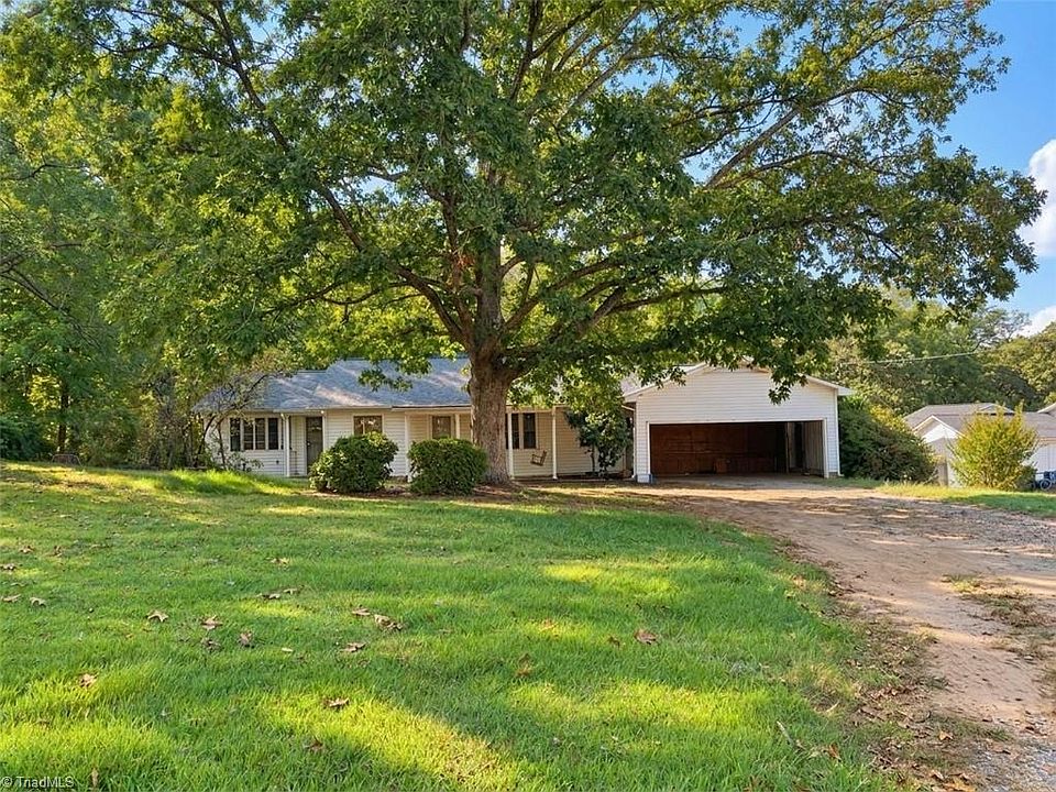 1st image of 507 Pineywood Rd