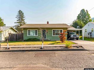 321 9th Ave, Sweet Home, OR 97386