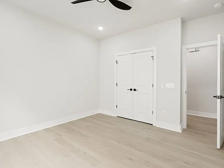344 S Walnut Ave — Photo 20