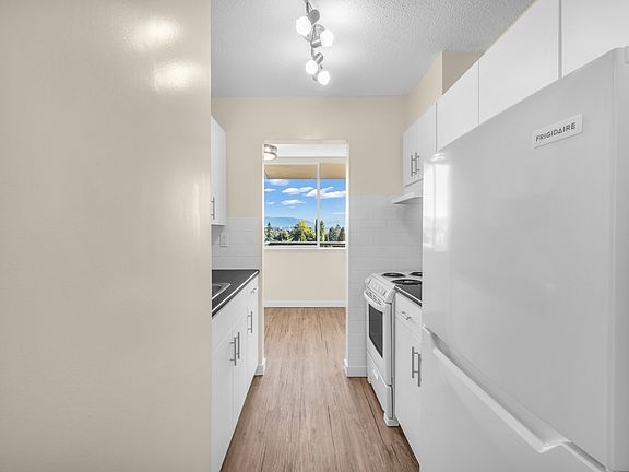5th image of 610 Hamilton St #903