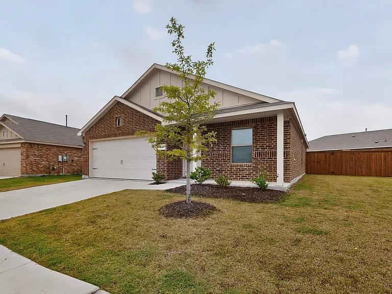 1430 Everett Gardens Way — Photo 4