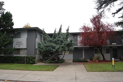 1st image of 223 S Pleasant Ave APT 1