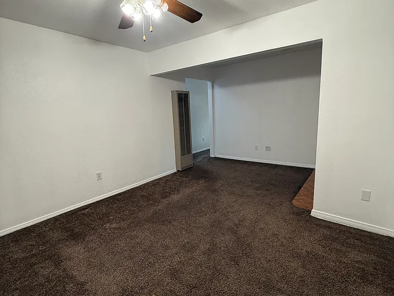 1343 Clay St — Photo 13
