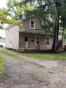 978 Oak St, Grafton, OH, 44044