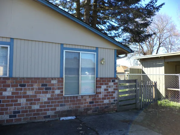 Freela, 2301-2303 W La Frambois Rd, Vancouver, WA 98660