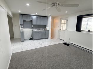 34 W 21st St #2, Deer Park, NY 11729