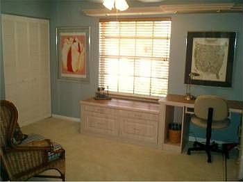 3rd image of 2558 Jardin Ln